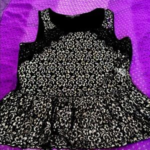 NWOT Sleeveless dress top